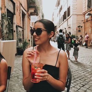 Meet your Posher, Jasmin